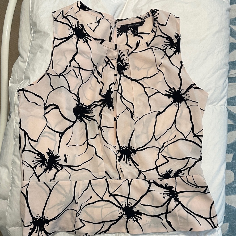Banana Republic Pink and Black Floral Blouse